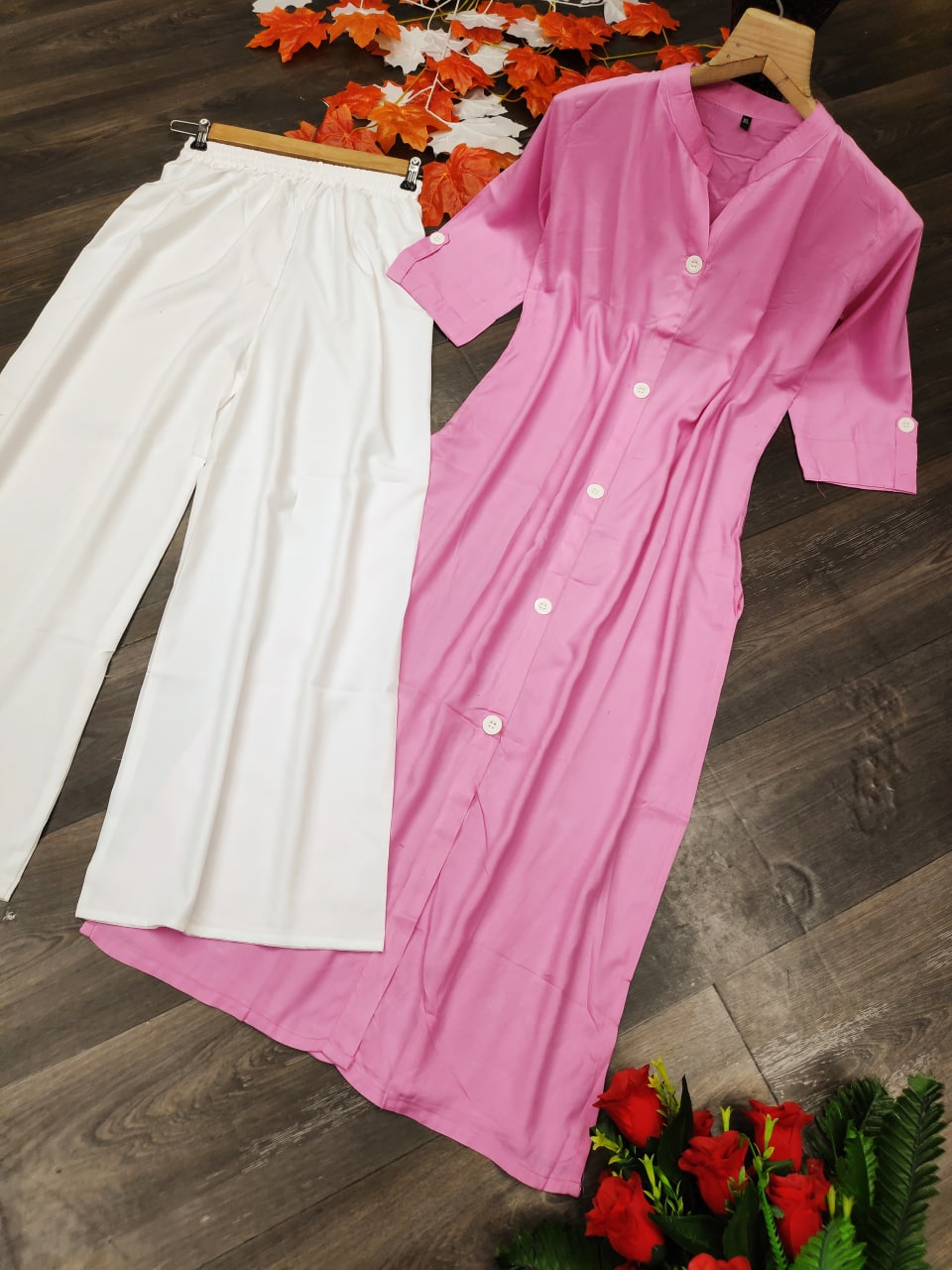 Soothing Off-White Rayon Kurti with Palazzo Set β¨